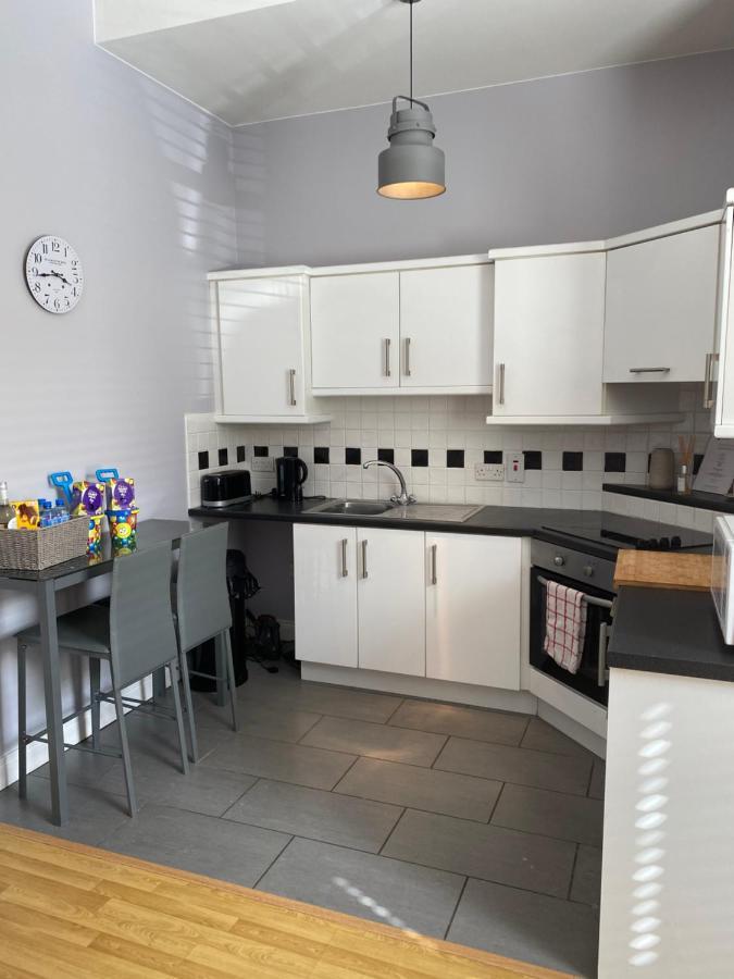 Chapel View Apartment Баликасъл Екстериор снимка